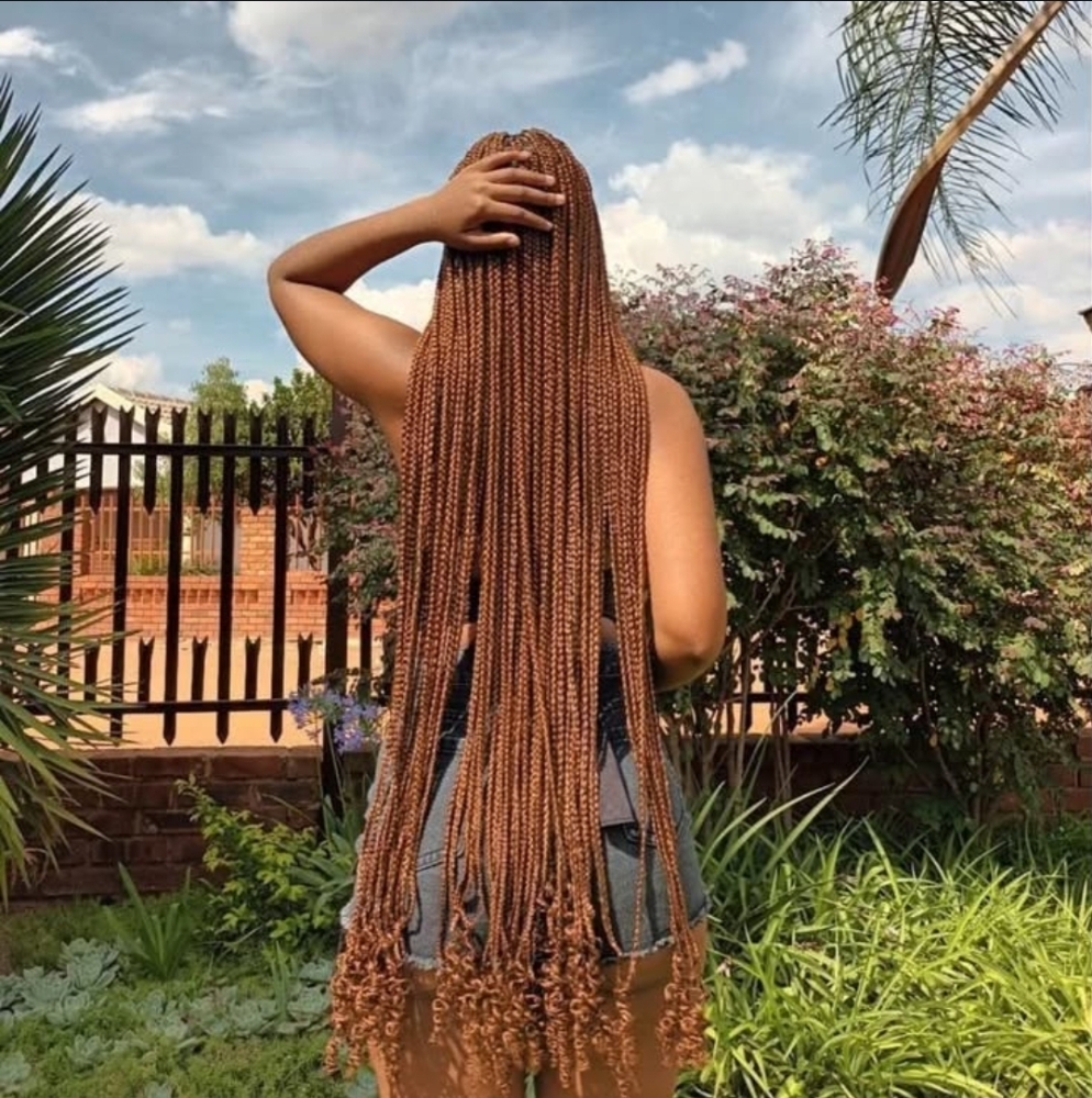 CALF LENGTH BOX BRAIDS