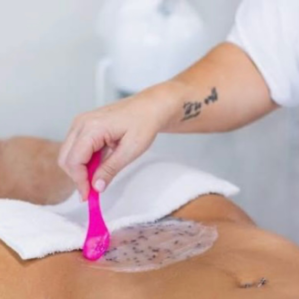 Deluxe Vajacial at Luxe Bare Wax Studio in Edgewater, MD