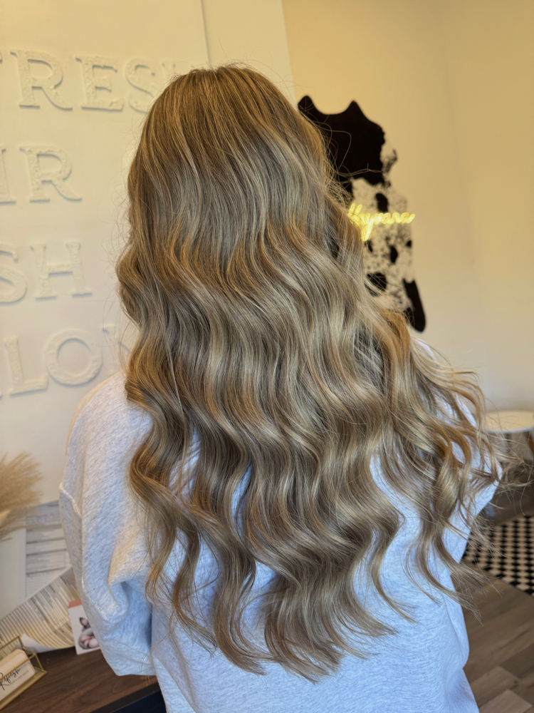Mini Light at Refresh Hair & Lash Salon in Jonesboro, AR