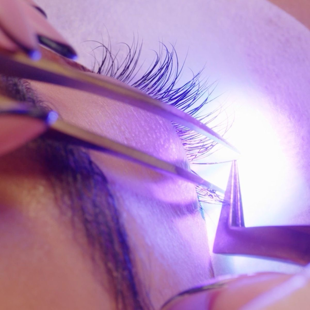 UV Lash Extensions