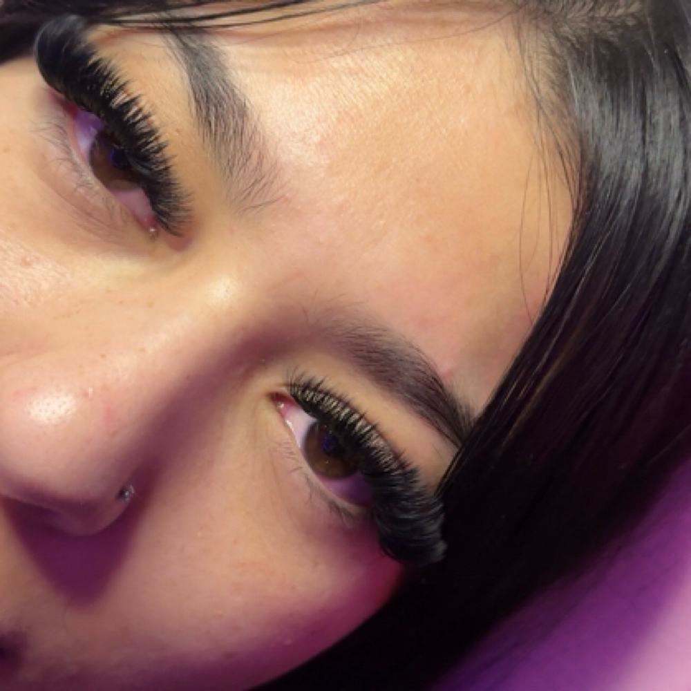 Cat Eye Volume at Lashedbydess._ in Rialto, CA