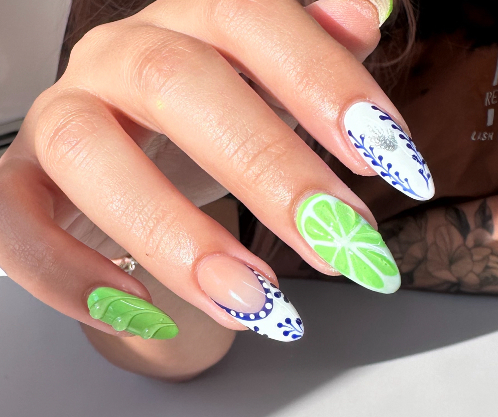 Medium Hand Painted Full Set