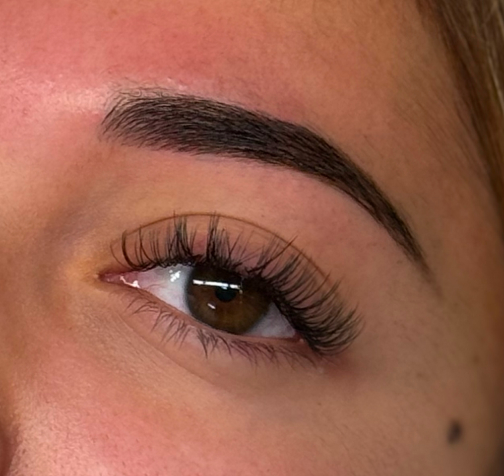 Brow Wax and Shaping