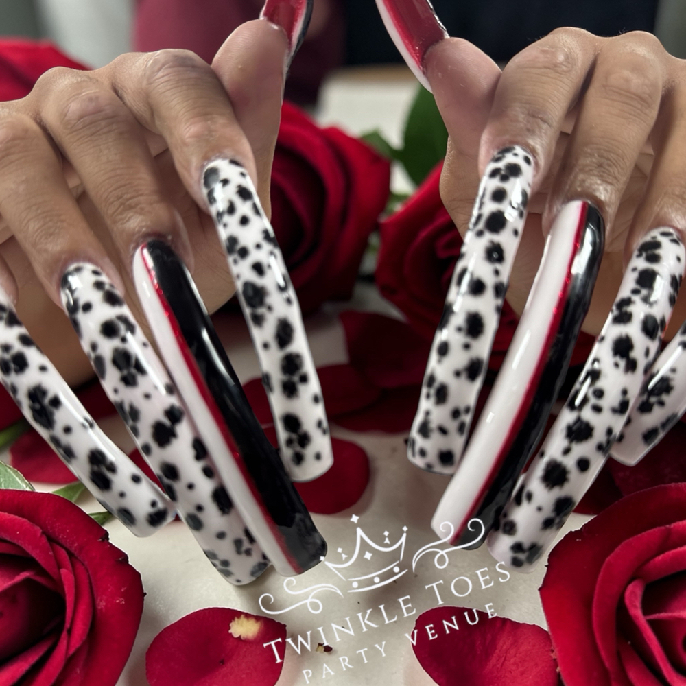 Custom Nails at Twinkle Toes Party Venue in Delta, CO