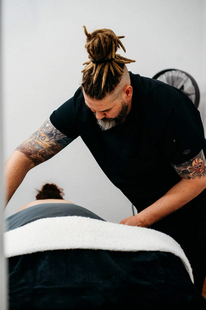 Lux - Signature Relaxation 150 Min at Alexander Laughlin LMT in Weatherford, TX