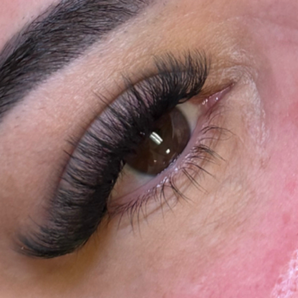 Volume at Darode Beauty Studio in Eagle Pass Tx, TX