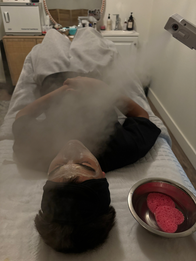 Express facial at dolled_byjess in Lompoc, CA