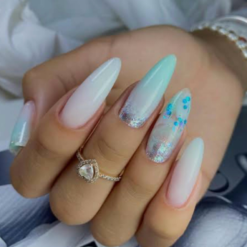 Estructuras Combinadas at Nails Time Nay in New York, NY