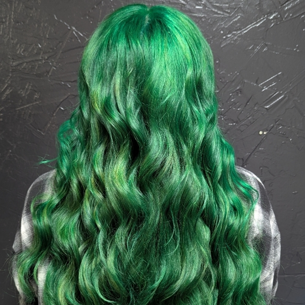 Bleach & Tone Or Vivids W/Haircut