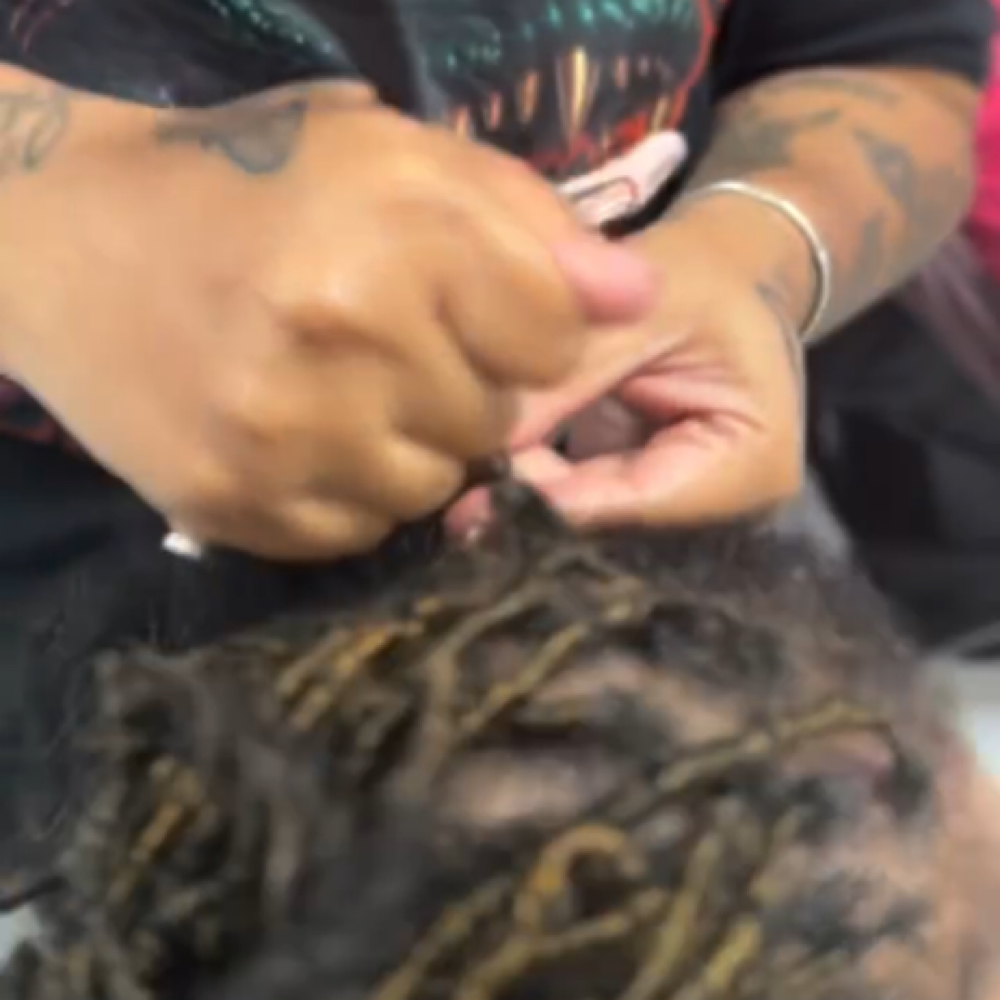Braid Take-Down Service at Arious Hair Studio in Portsmouth, VA