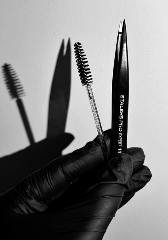 Eyebrow Wax/ Eyebrow Shaping