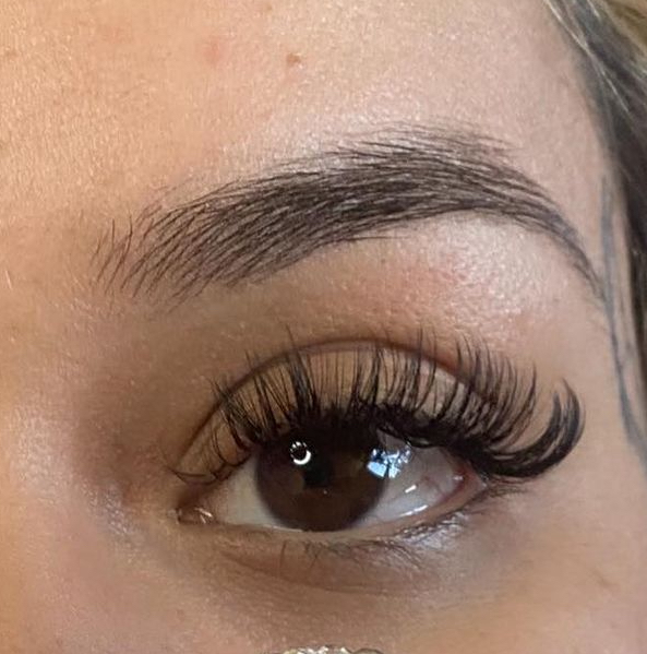 Eyelash Extensions 1 Week Touch Up