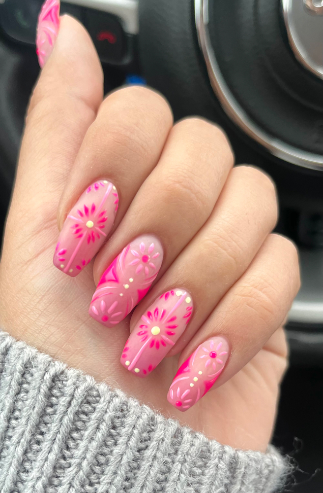 LV 3 Art BIAB Manicure