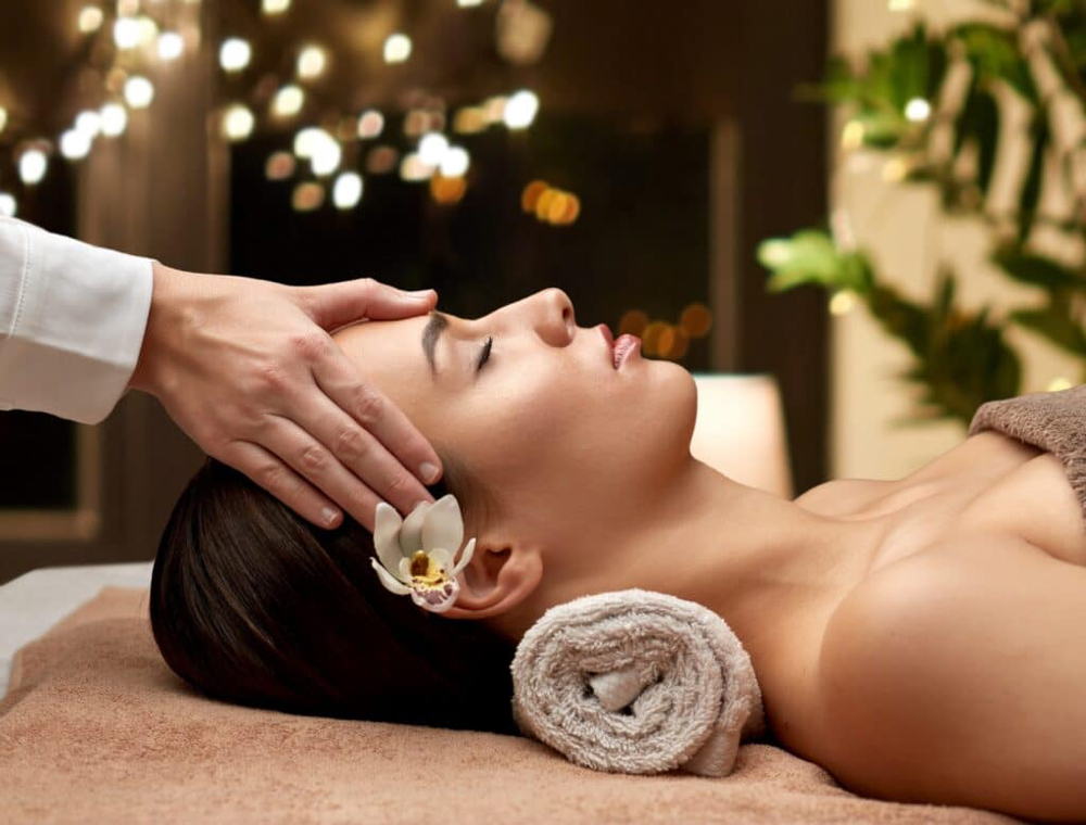 The Holiday Glow Bundle