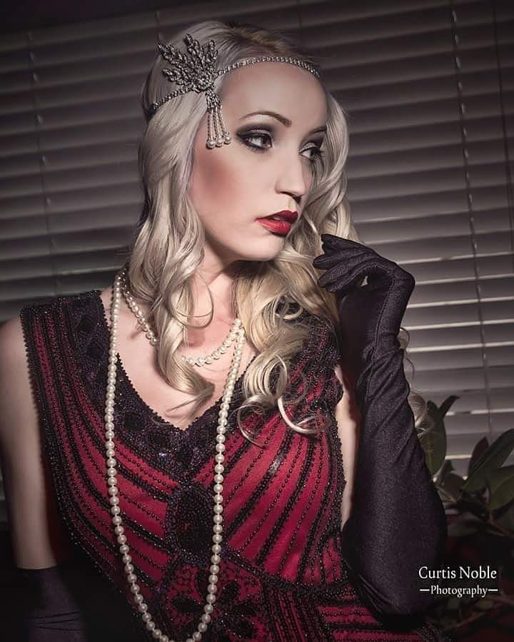 Pin Ups , Formal Styles
