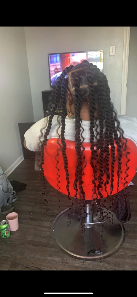 Jumbo Island Twist at Hair Hustlaaa! in Humphrey, AR