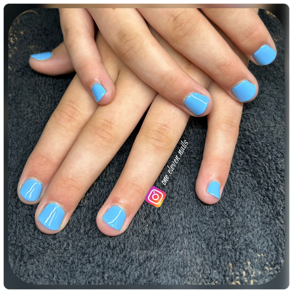 Kid’s Gel Manicure (12 & Under)