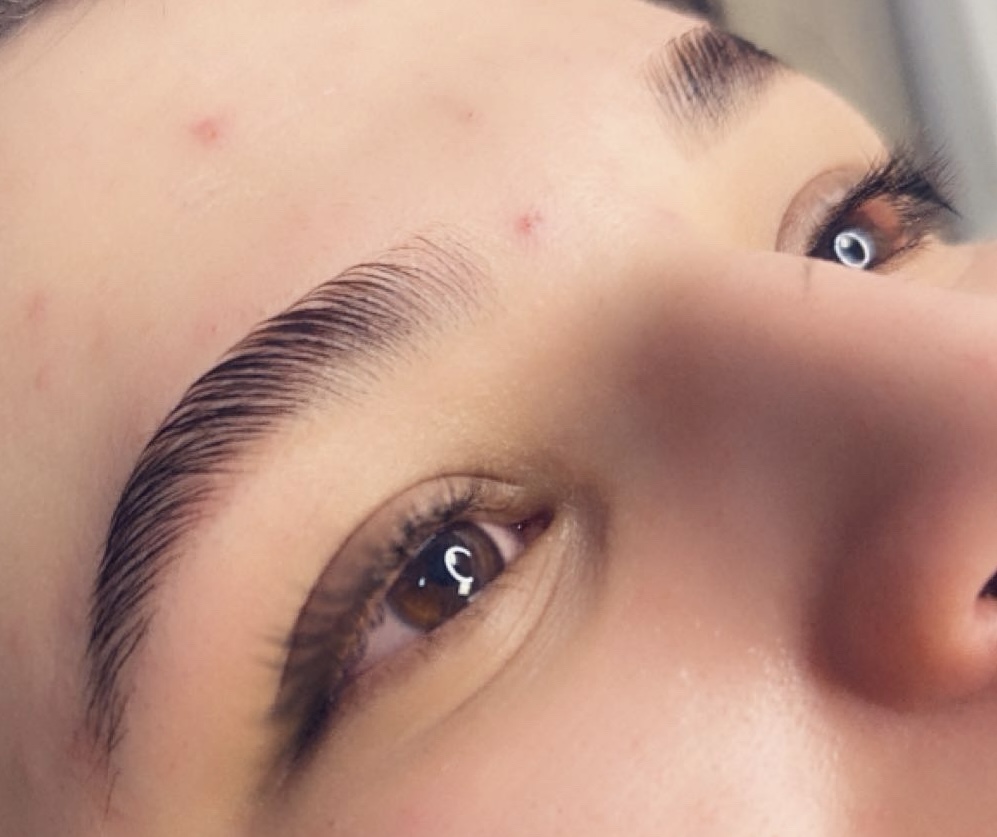 Brow Lamination with Tint