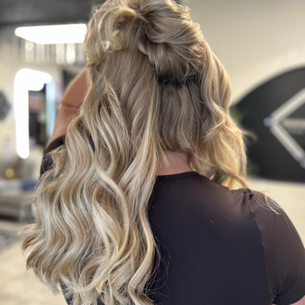 Hair extension Move Up