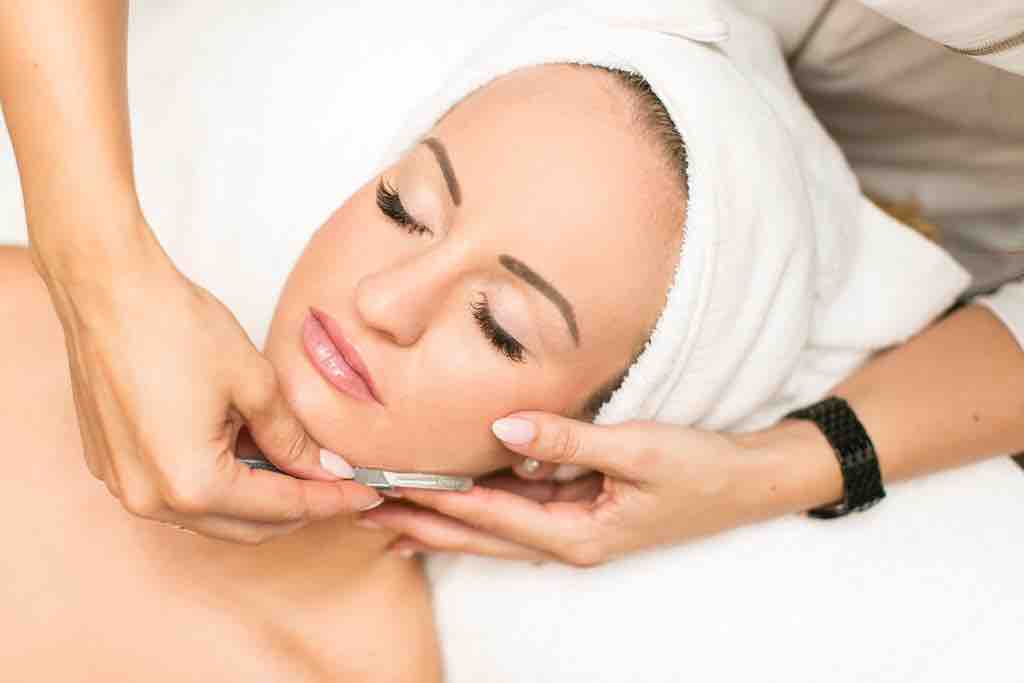 The Dermaplane Facial