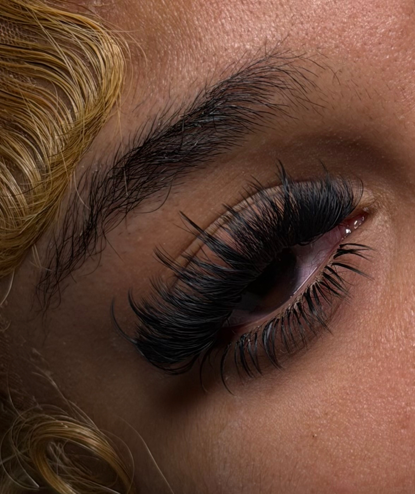 Mega Volume at Lash Lab by Makayla in Manchester, CT