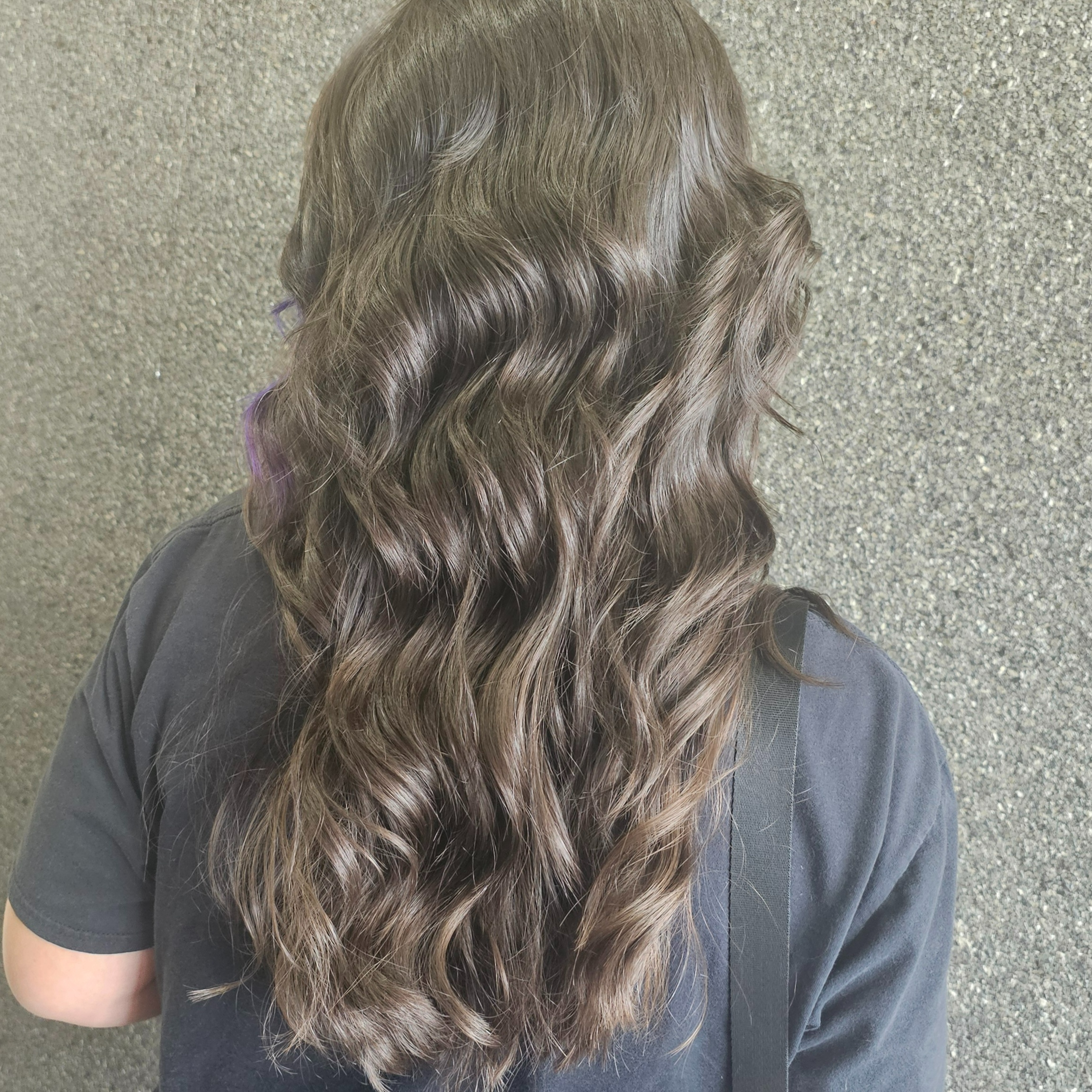 WOMEN SHAMPOO CUT BLOWDRY