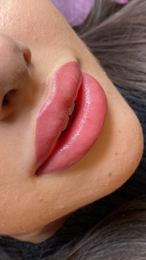 Lip Blush (Touch-up)