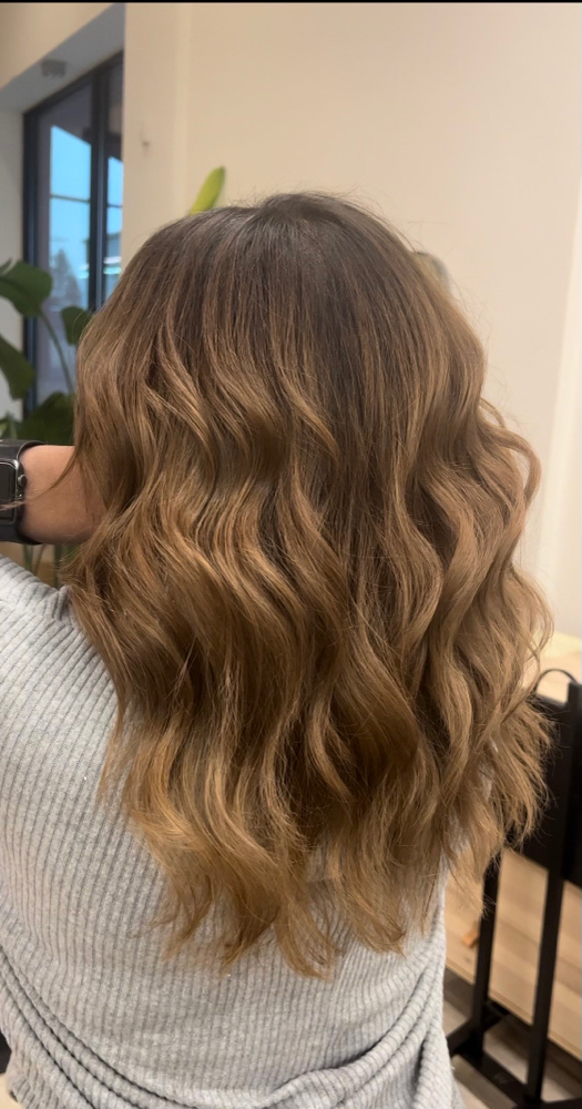 Reverse Balayage/partial Highlights