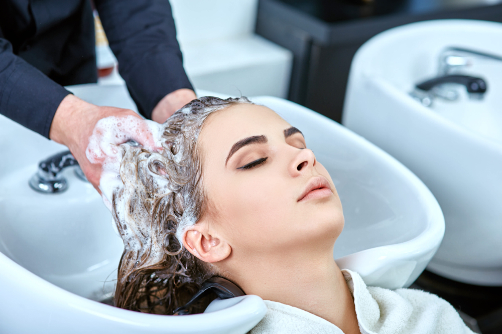 Womans shampoo & hair cut