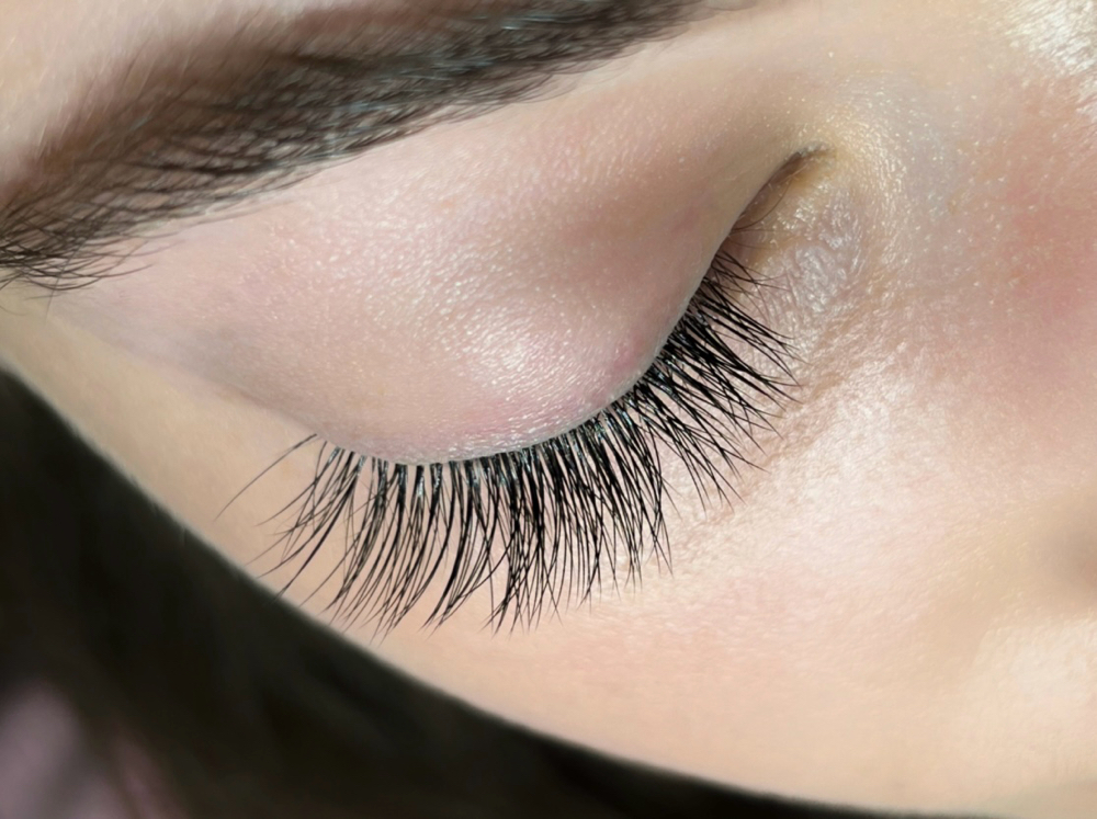 Classic Lash Extensions | Full Set