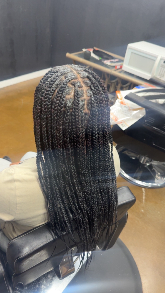 Small Knotless Braids