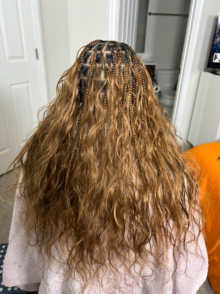 Color 30 at J.Dastylist Braiding & More in Morgantown, WV