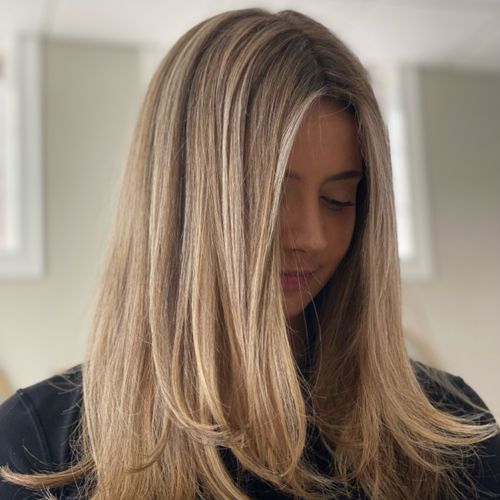 Patial Foil/Partial Baylage/Haircut at Le posh salon in Merrimac, MA