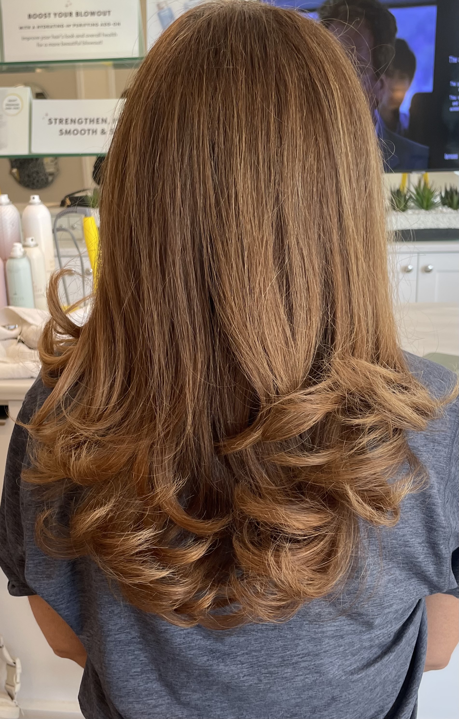 Shampoo & Blowdry