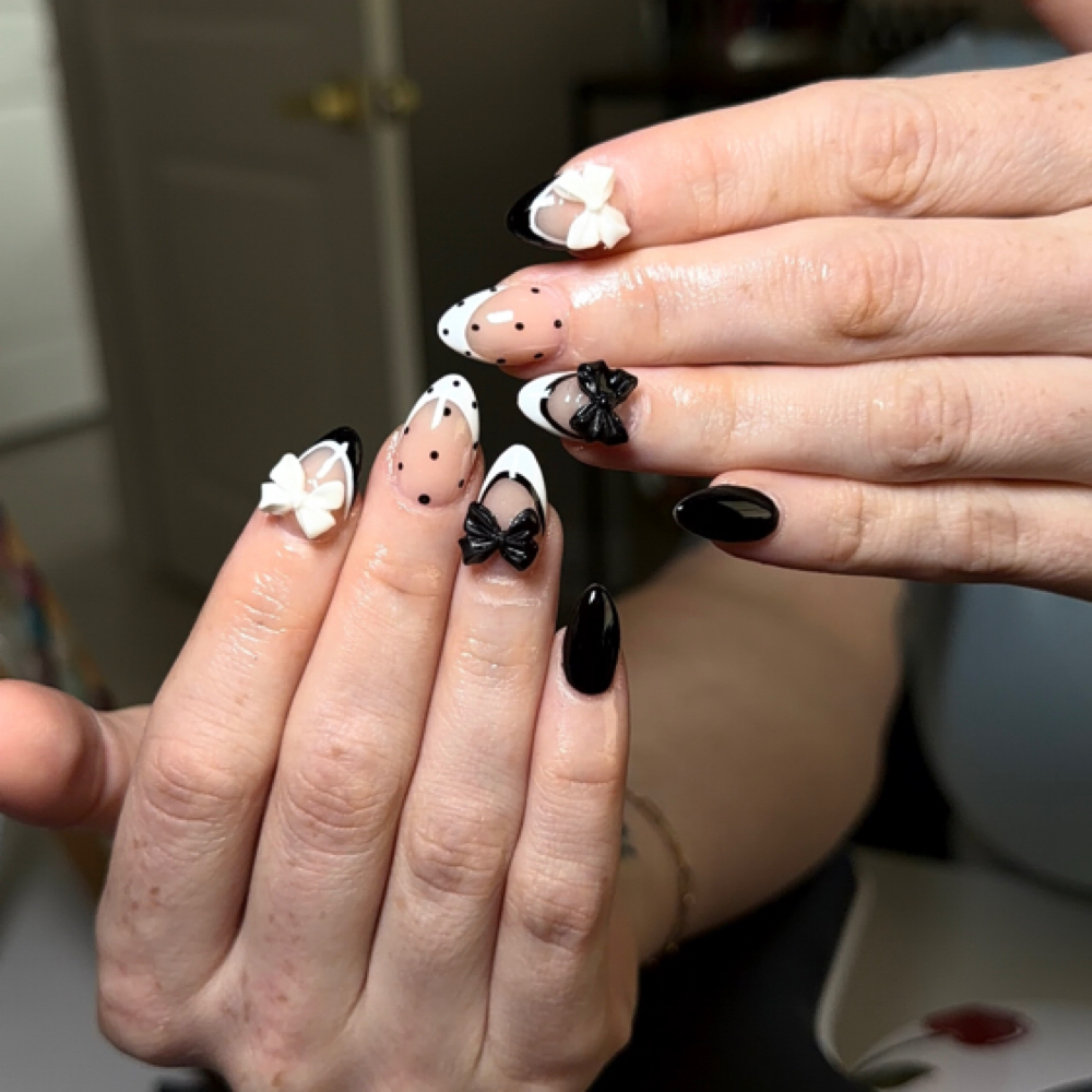 Short Acrylic Full Set at Nailz by Riah in Leander, TX