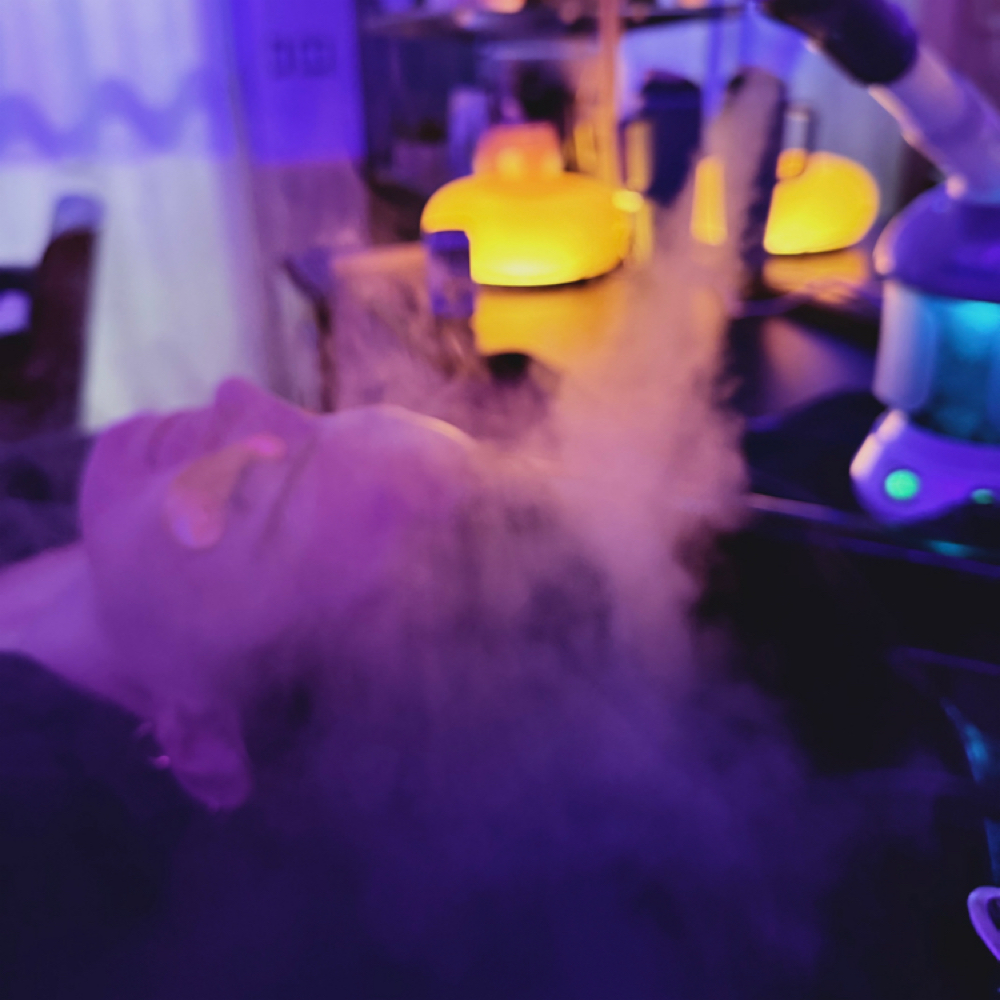 Scissor Cut W/ scalp Steam at DEAD ENDS HAIR CO. in Clayton Road, MO