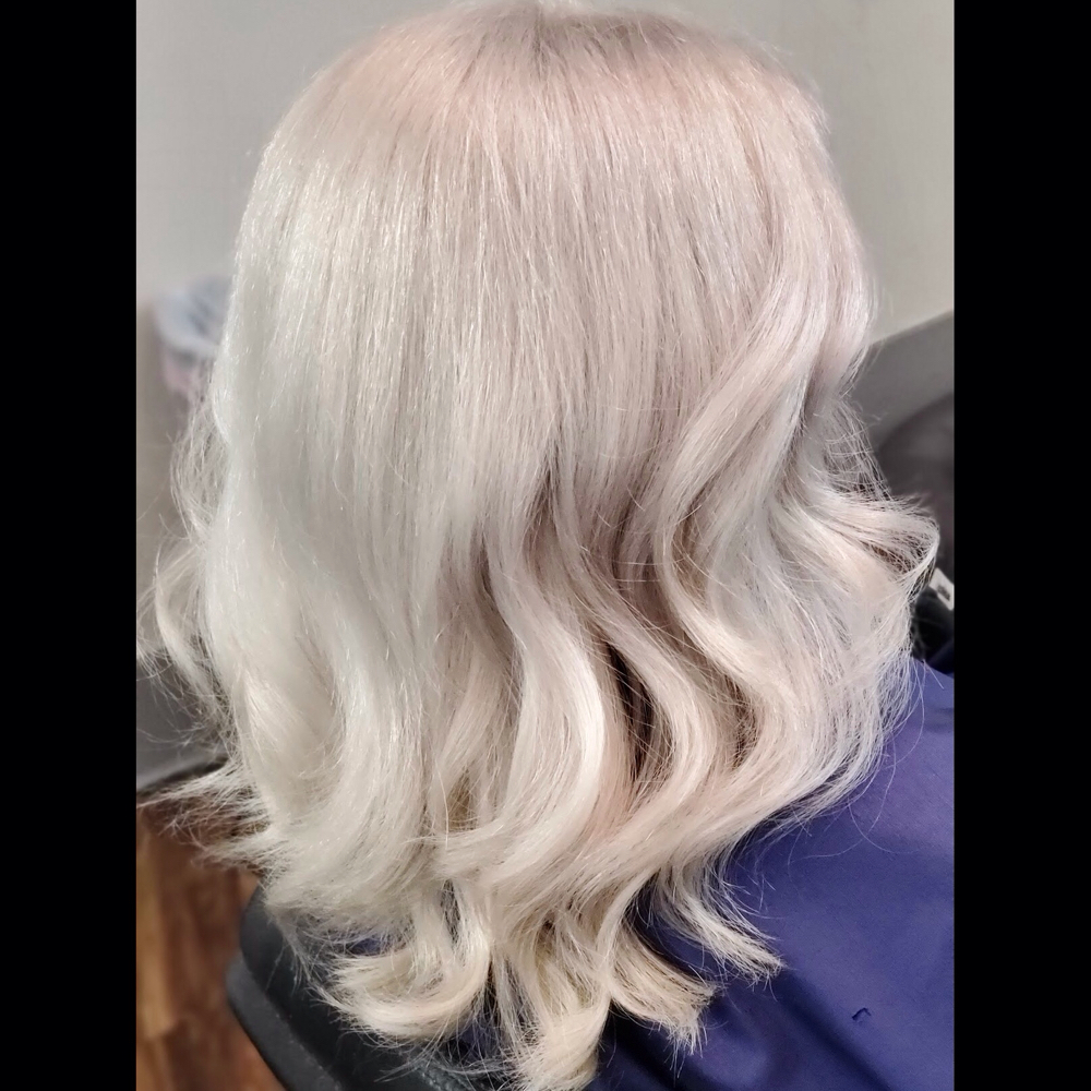 All Over Bleach at ChasityProphater in Louisville, KY