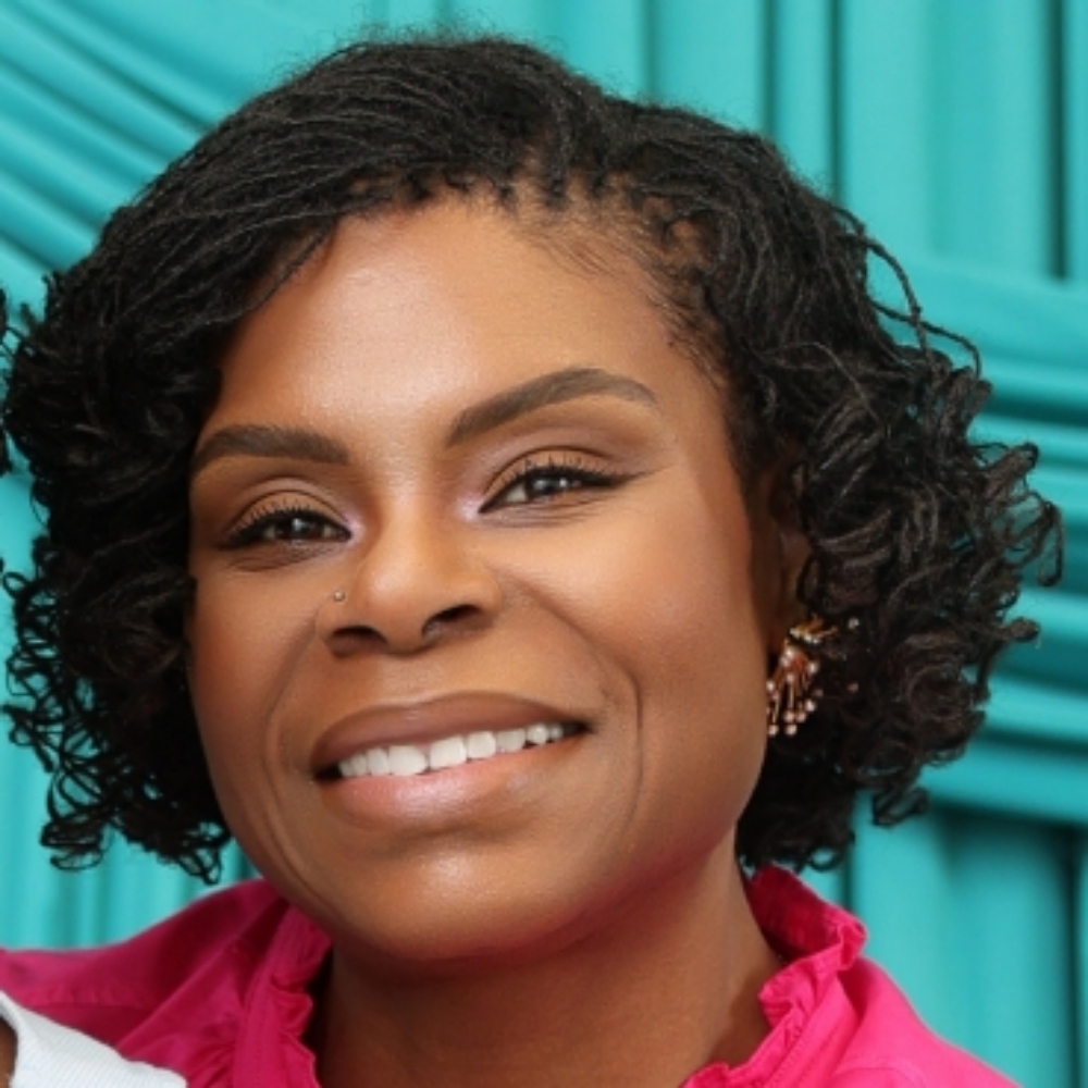 Sister Loc Installation at Hairs By Number in Seat Pleasant, MD