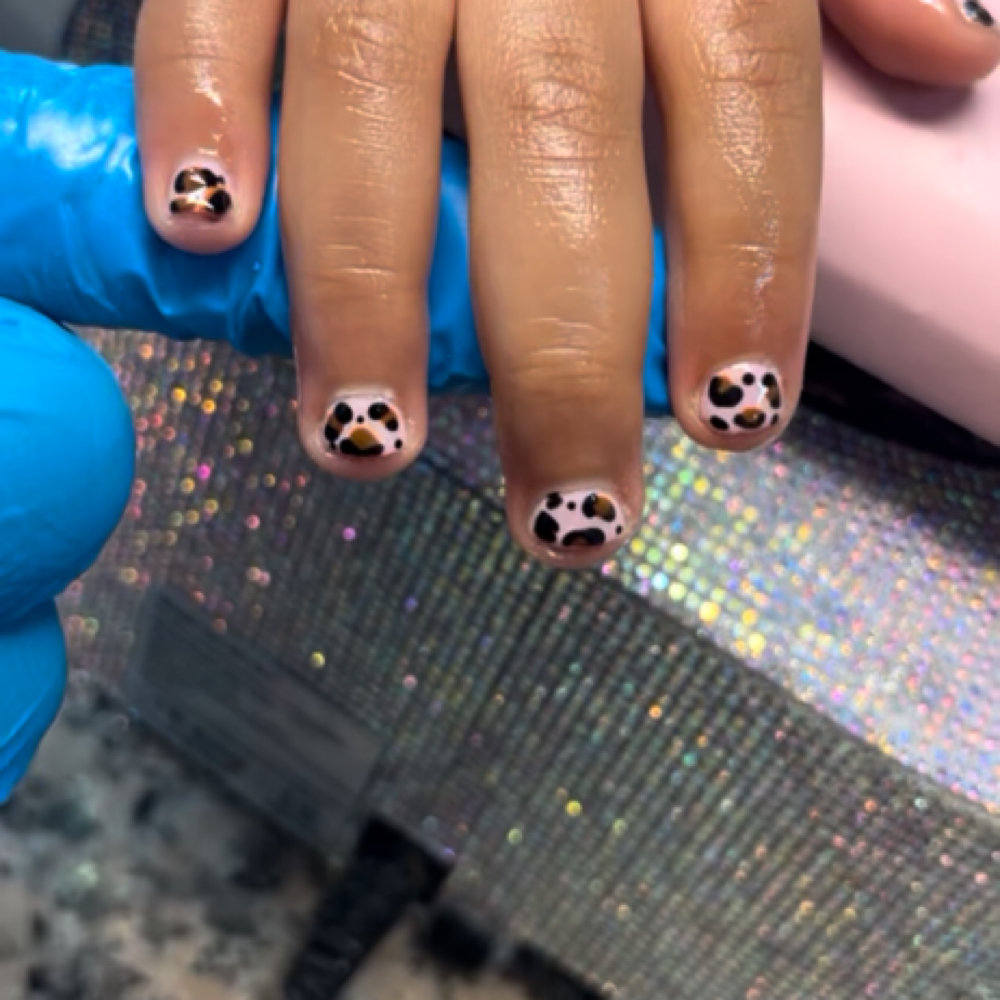 Kids Mani/Extensions Under 10yr old