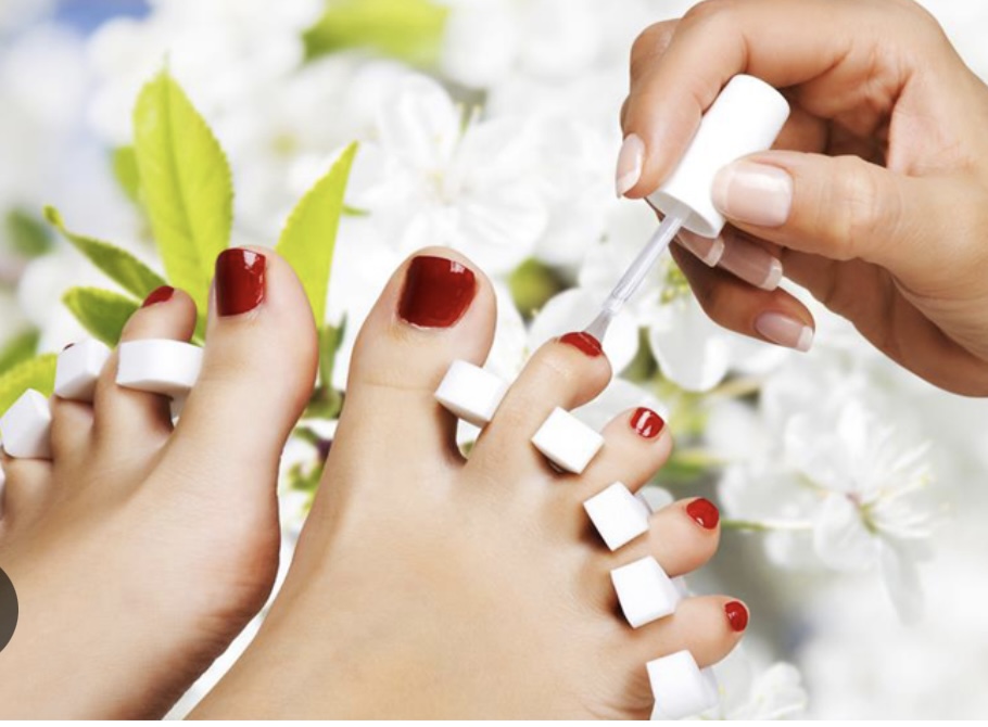 Toe Polish at Nails Of Grace in Humboldt, TN