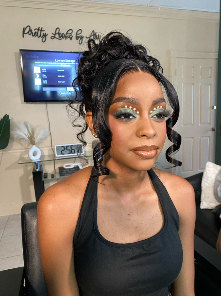Rhinestones/ Pearls