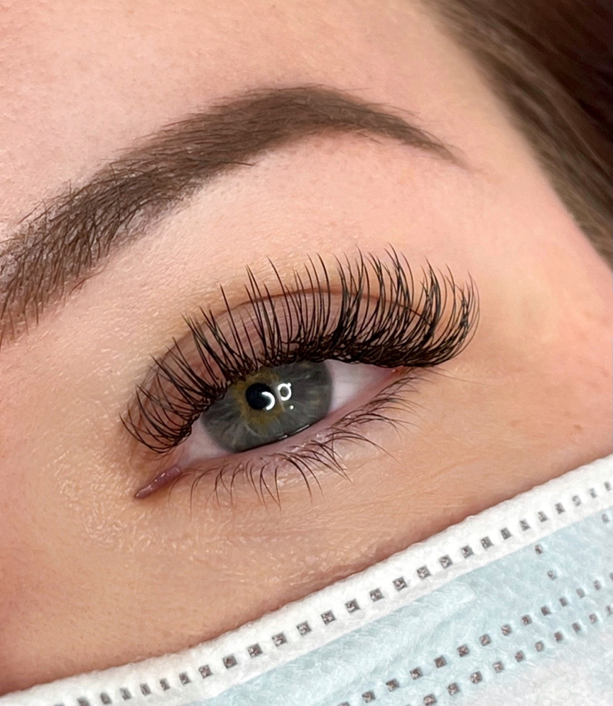 SALE Natural Eyelash Extensions