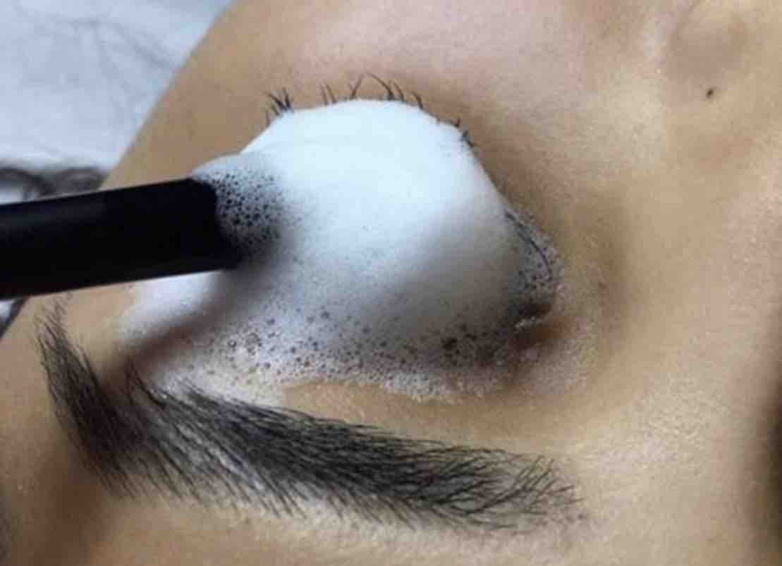 Lash Bath
