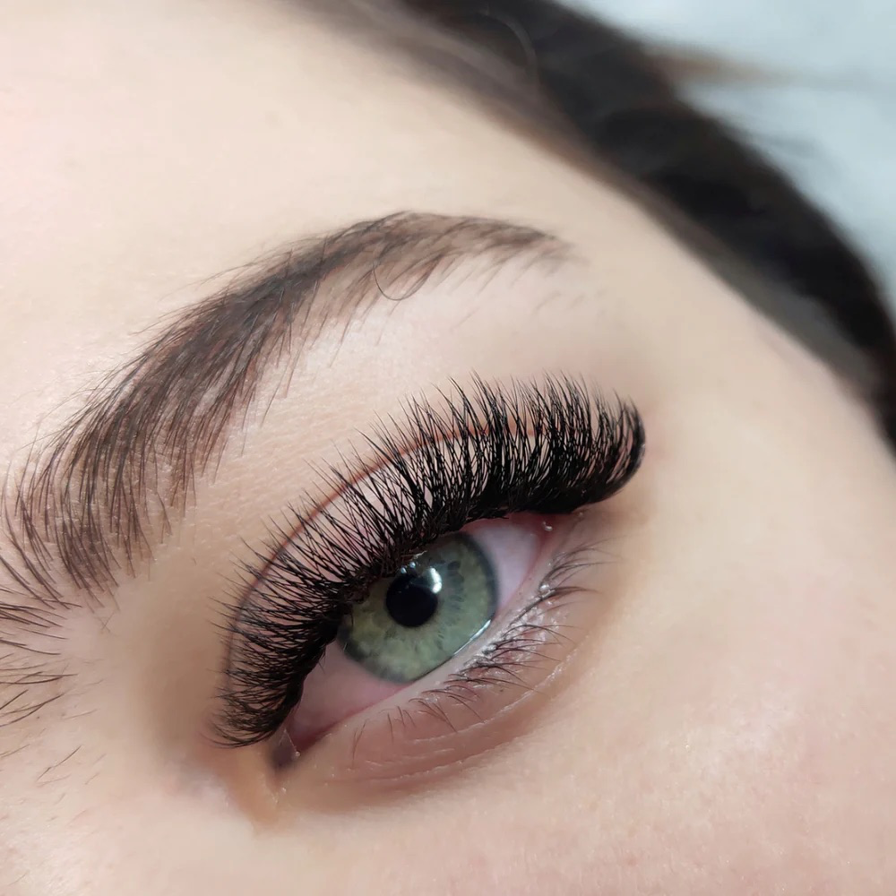 Full Set UV Eyelash Extensions