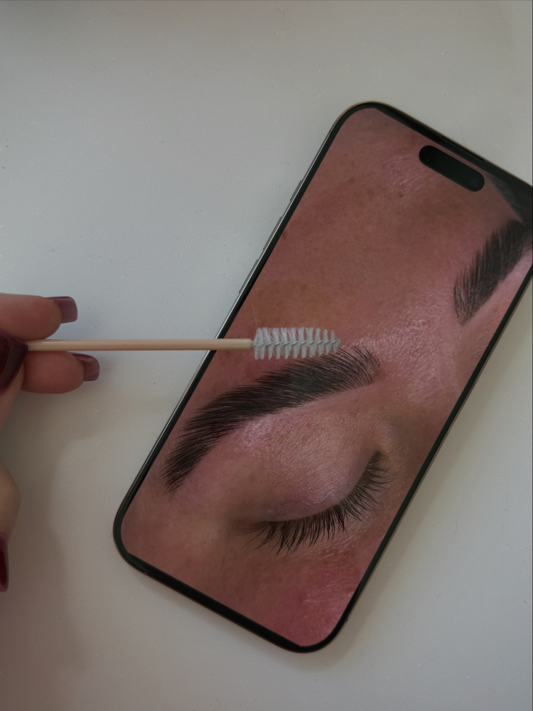 brow lamination without waxing