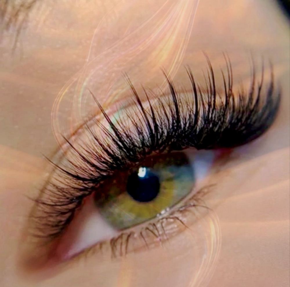 Wispy Volume Lash Extensions at luutwee Beauteé Artistry in Gilbert, AZ