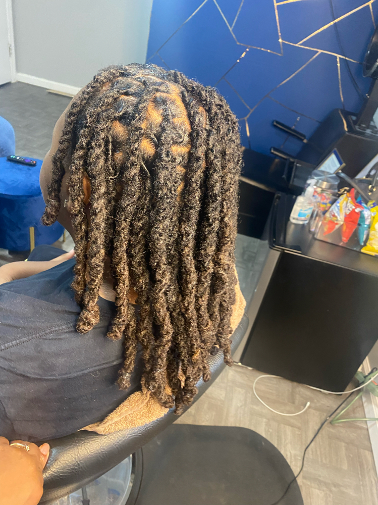 Two Strand (Bra Strap-Midback) at Boone's Beauty in Newport News, VA