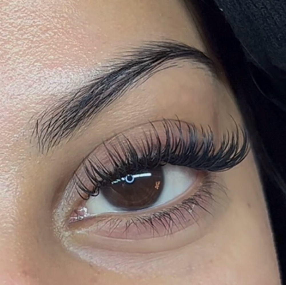 Classic Full Set at C's Lashblinx in Deltona, FL