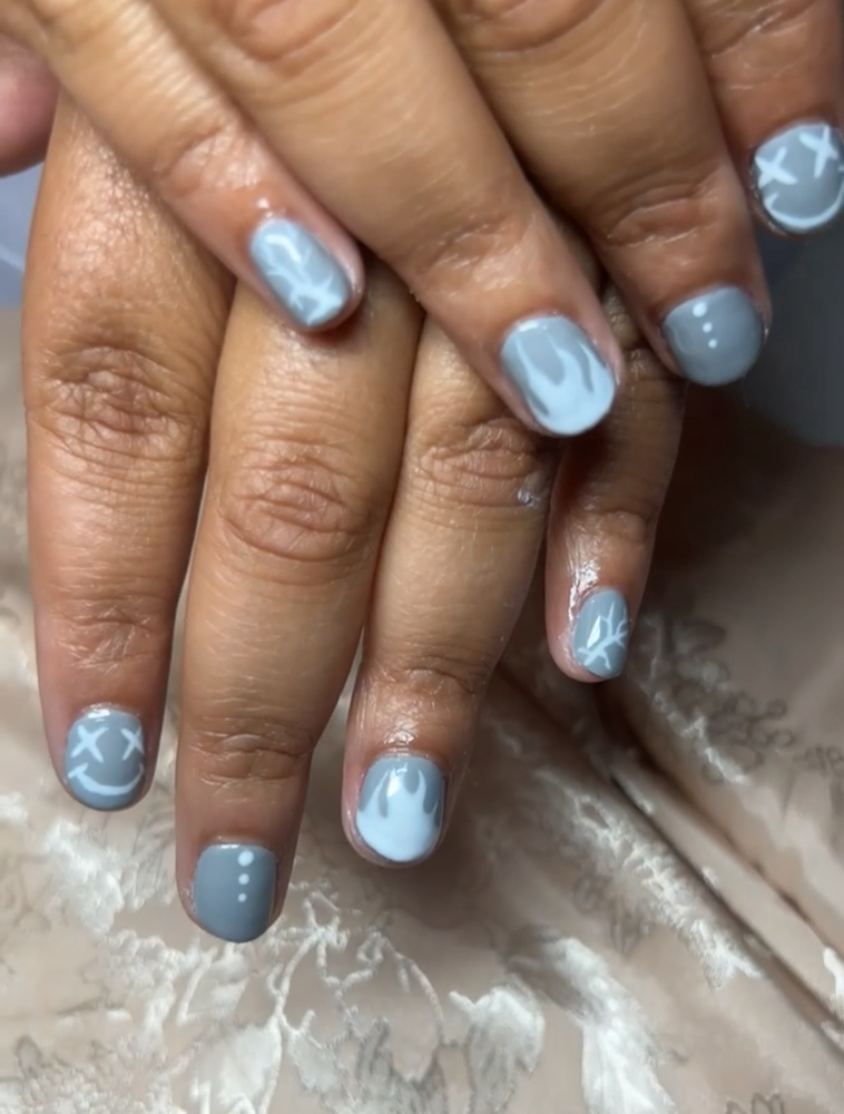 Manicure W/ Design
