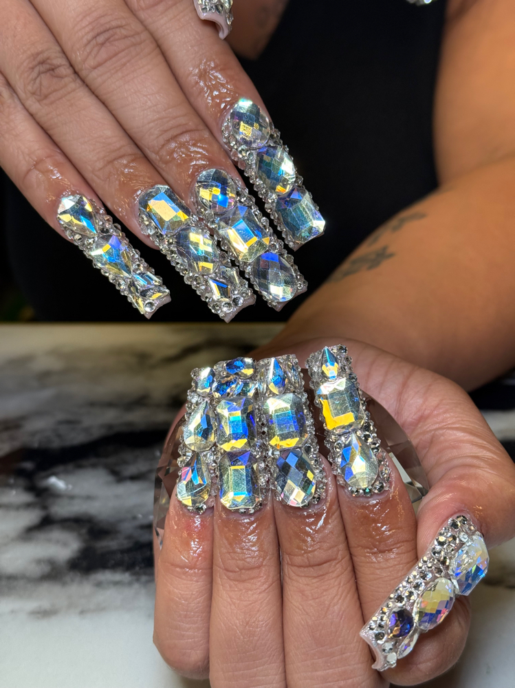 Treasure Nails at Nailz By Holliwood in los Angelos, CA